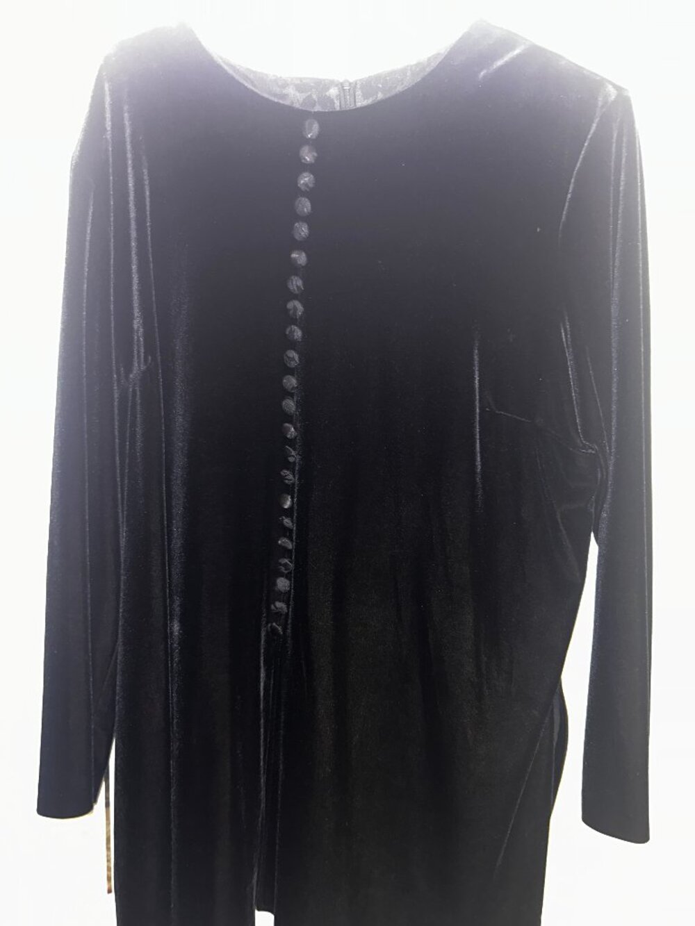 Black Velvet Top & Brocade Silk Pants Set – Gently Used – Impeccable Condition –